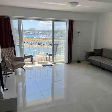 Apartmán Seafront C *